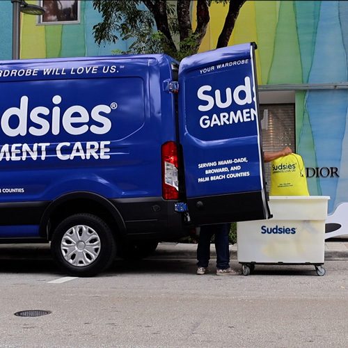 Sudsies-Dior-delivery